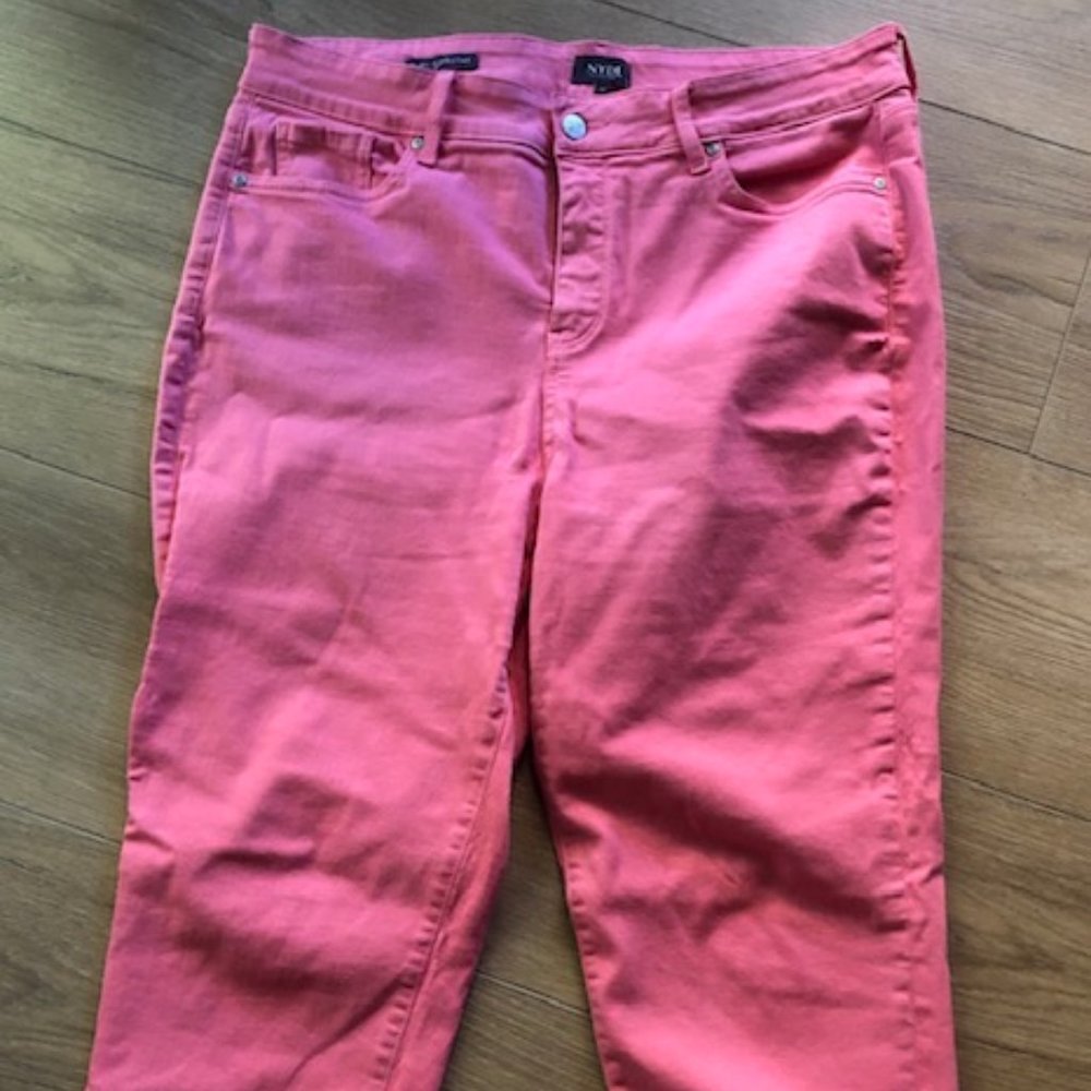 NYDJ Pink Capris